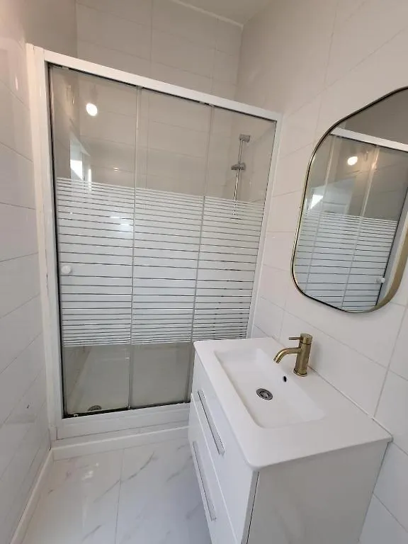 Le Nerolii Apartment Lyon France